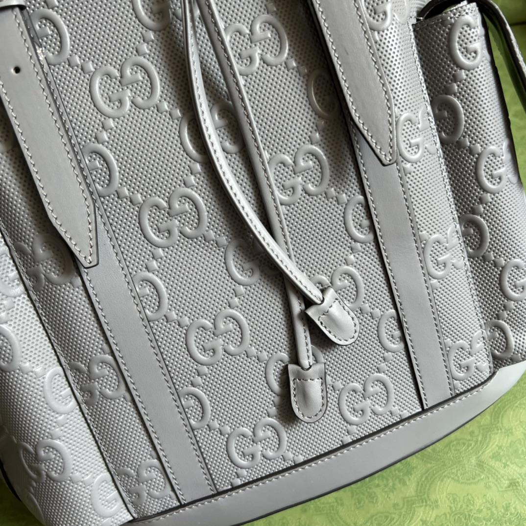 Gucci GG Embossed Backpack(34-41-12cm) - PerfectKickZ