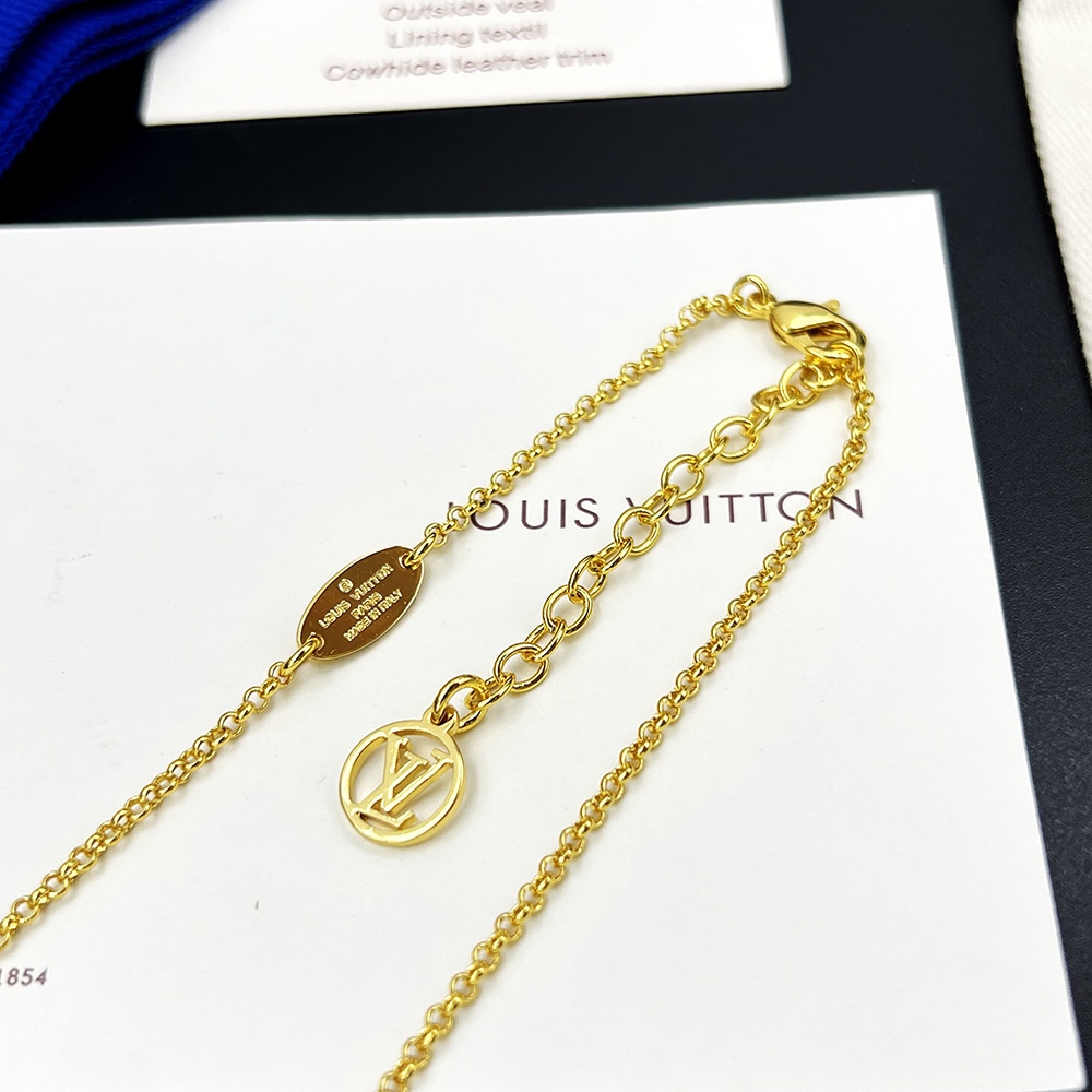 Louis Vuitton LV Stellar Necklace  M00945 - PerfectKickZ
