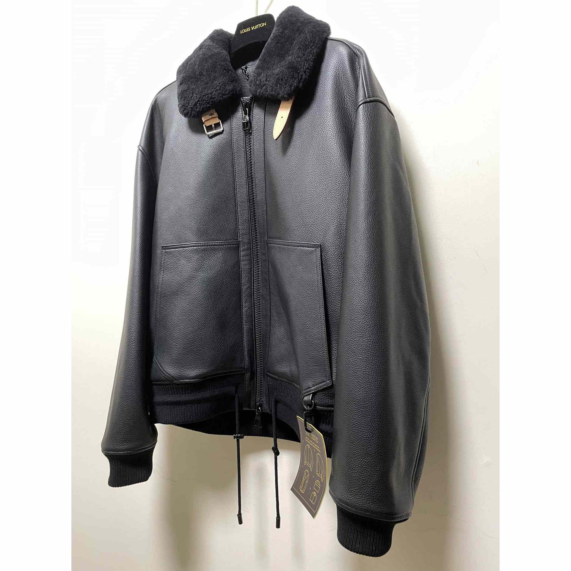 Louis Vuitton Leather Aviator Jacket - 