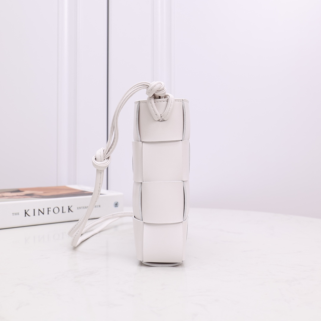 Bottega Veneta Phone Pouch - PerfectKickZ