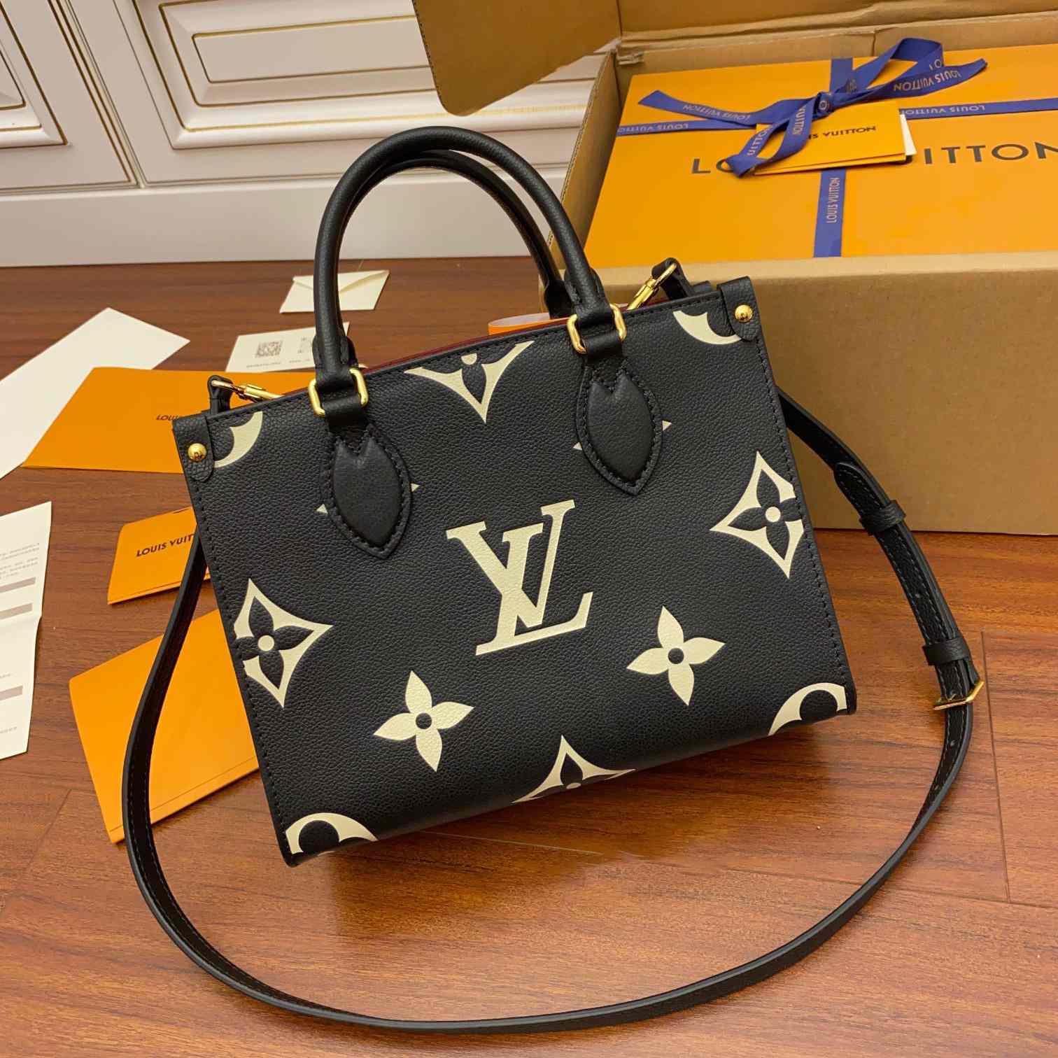 Louis Vuitton OnTheGo PM     M45659 - PerfectKickZ