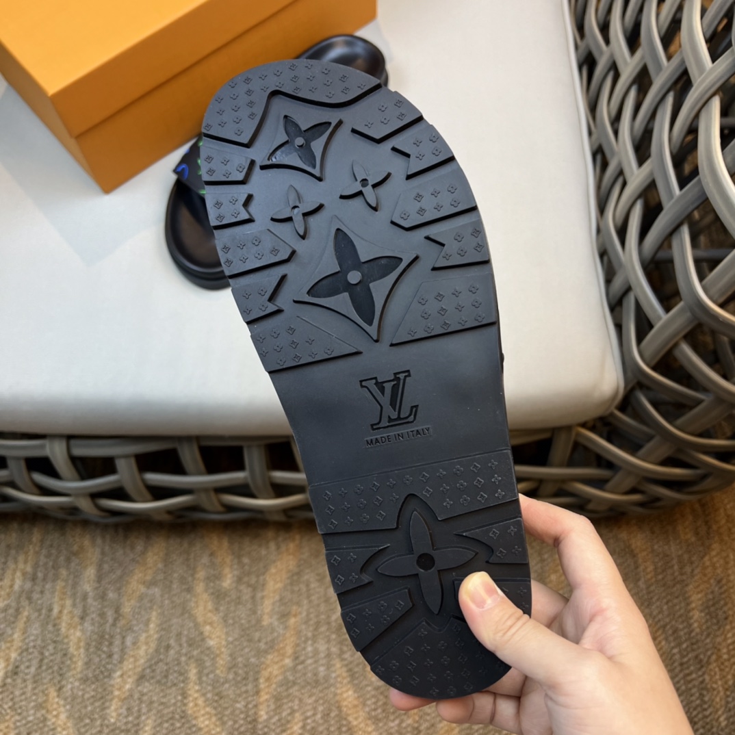 Louis Vuitton Monogram Sandals - PerfectKickZ