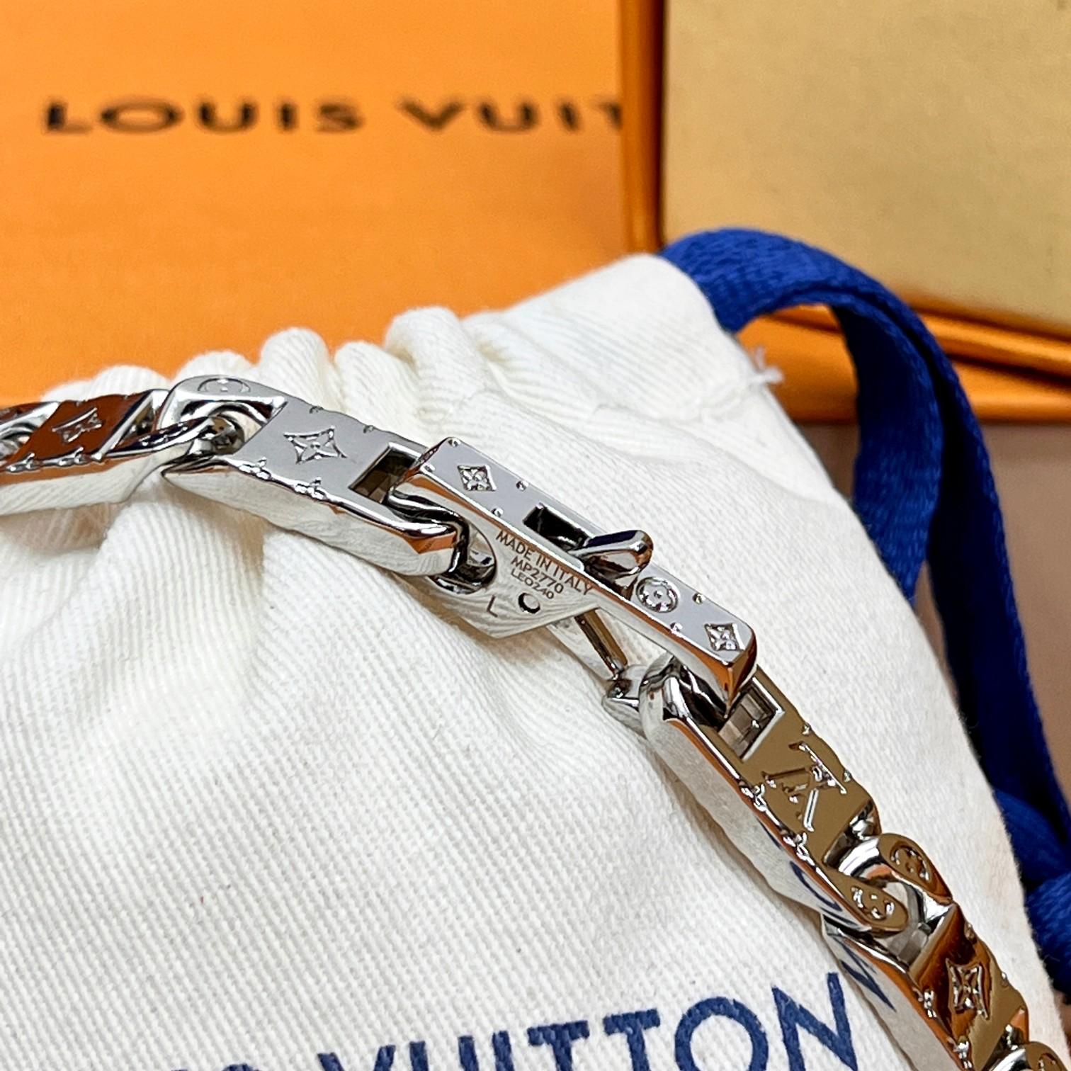 Louis Vuitton Monogram Tied Up Necklace    M00919 - PerfectKickZ