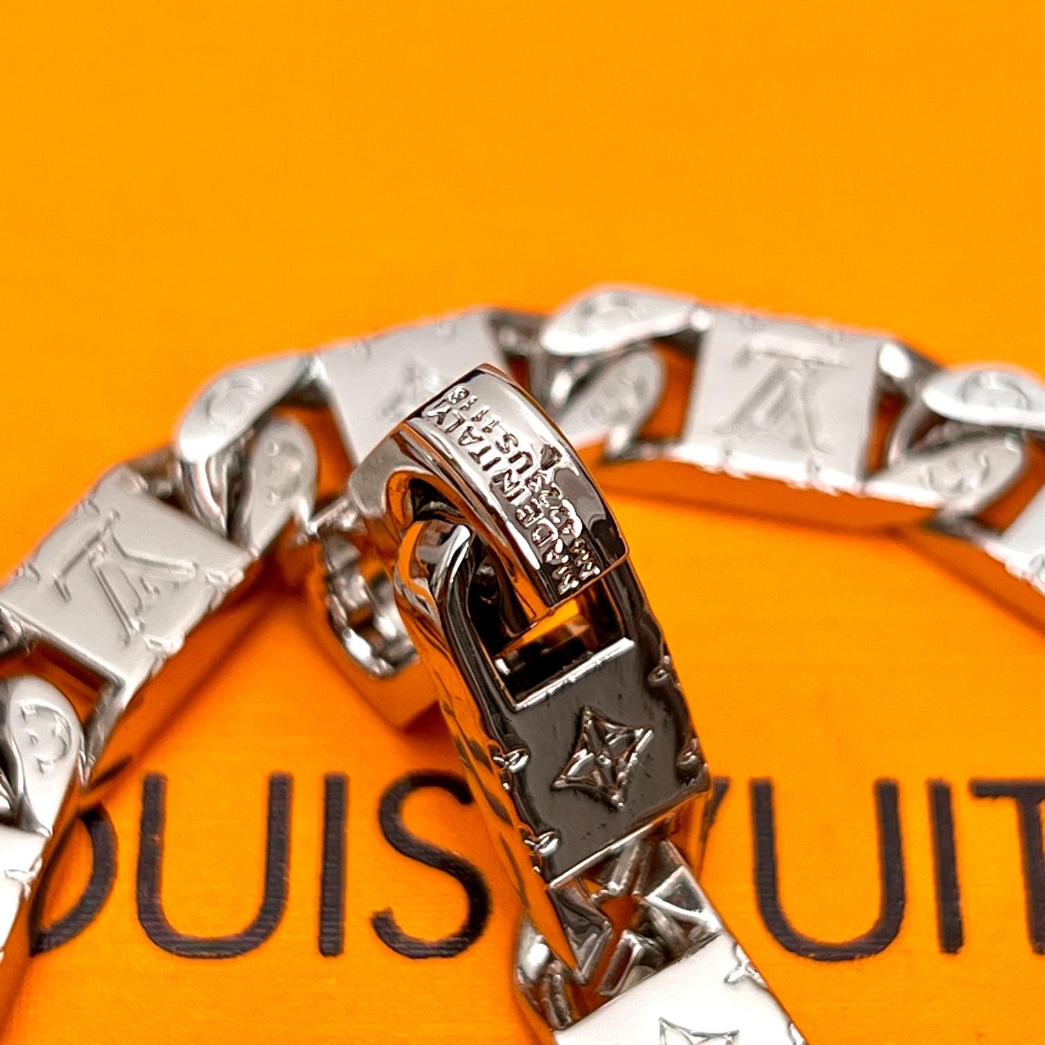 Louis Vuitton Monogram Tied Up Necklace    M00919 - PerfectKickZ