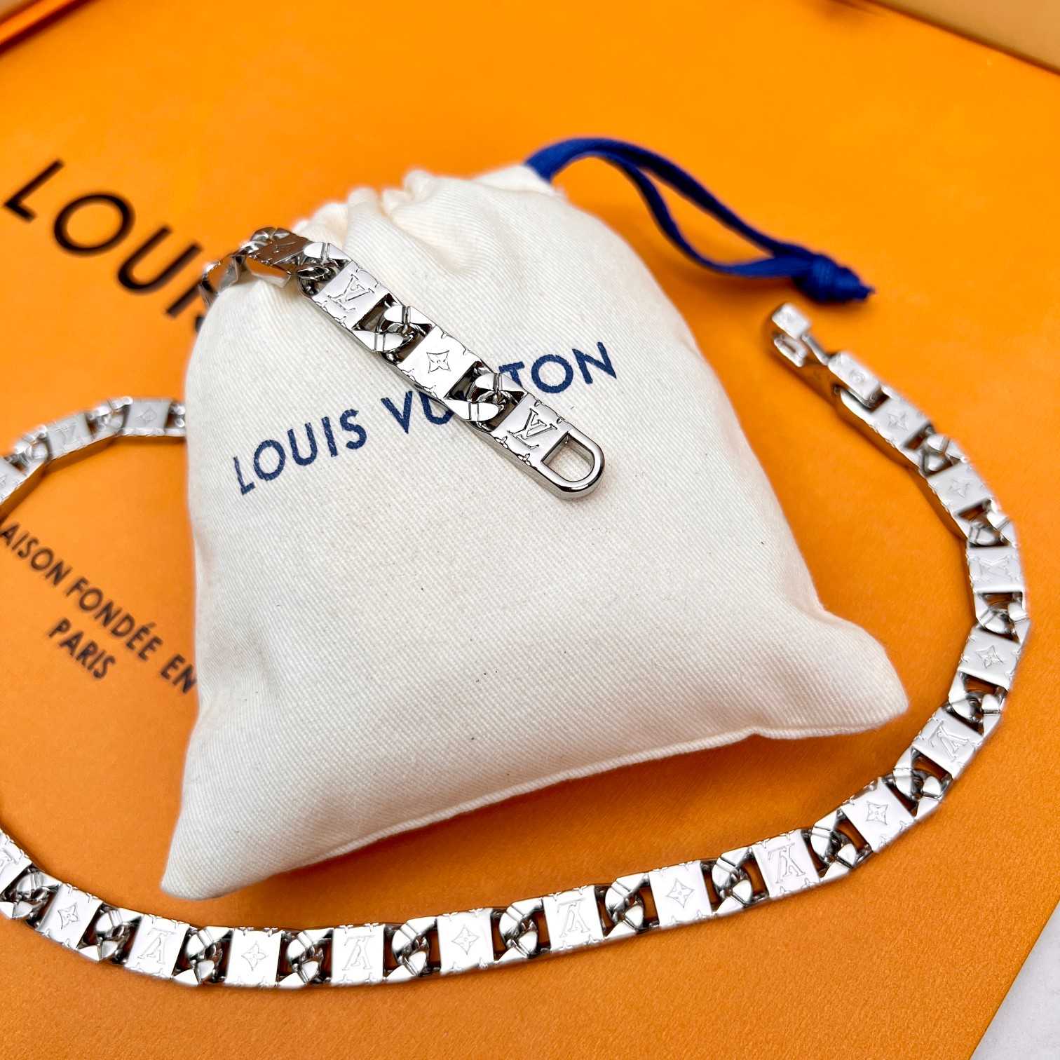 Louis Vuitton Monogram Tied Up Necklace    M00919 - PerfectKickZ