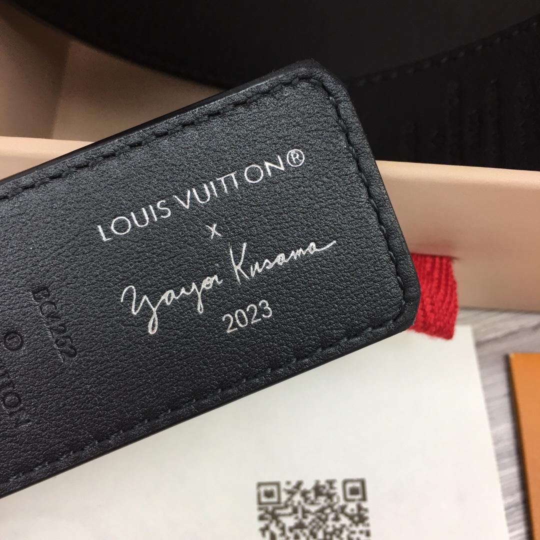 Louis Vuitton LV X YK LV Initiales 40MM Reversible Belt - PerfectKickZ