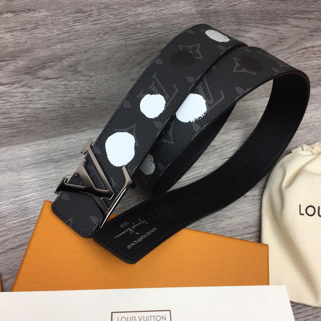 Louis Vuitton LV X YK LV Initiales 40MM Reversible Belt - 
