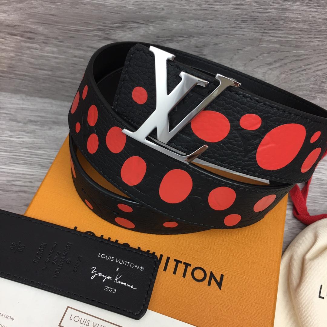 Louis Vuitton LV X YK LV Initiales 40MM Reversible Belt    - PerfectKickZ