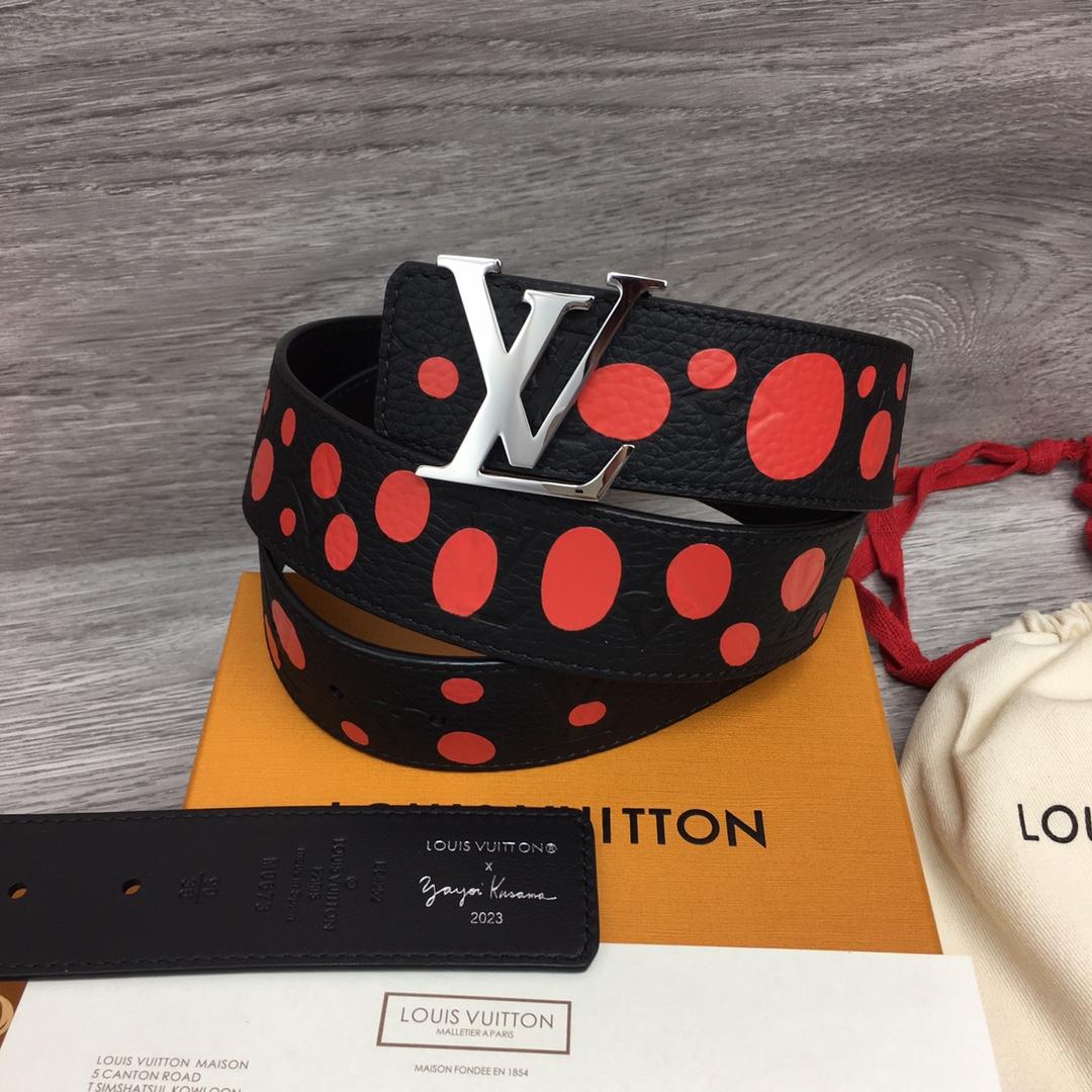 Louis Vuitton LV X YK LV Initiales 40MM Reversible Belt    - PerfectKickZ