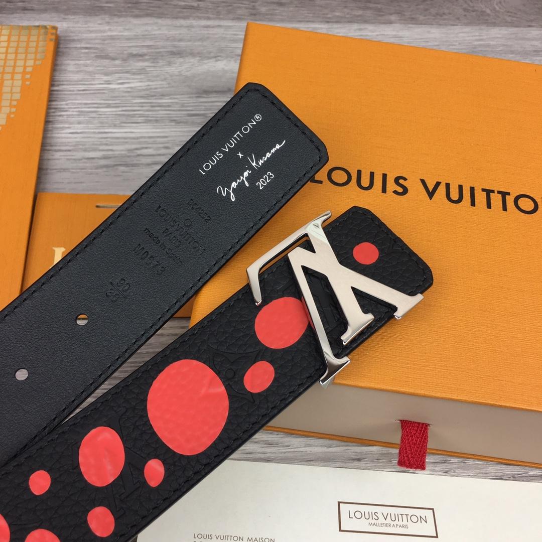 Louis Vuitton LV X YK LV Initiales 40MM Reversible Belt    - PerfectKickZ