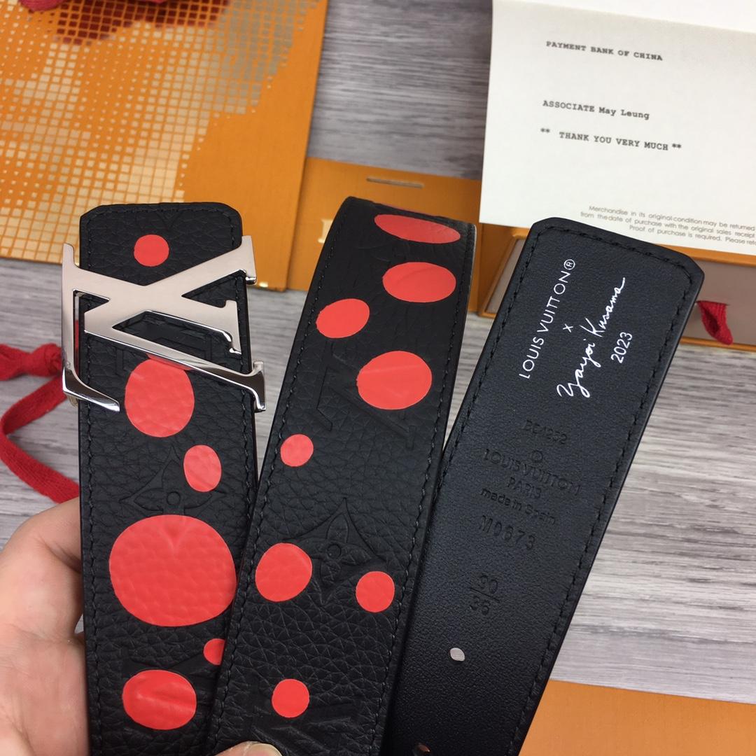Louis Vuitton LV X YK LV Initiales 40MM Reversible Belt    - PerfectKickZ