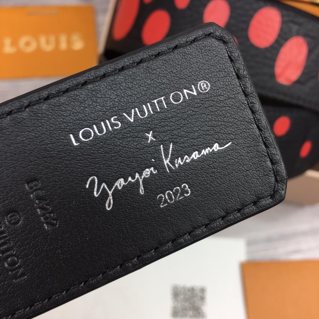 Louis Vuitton LV X YK LV Initiales 40MM Reversible Belt    - PerfectKickZ