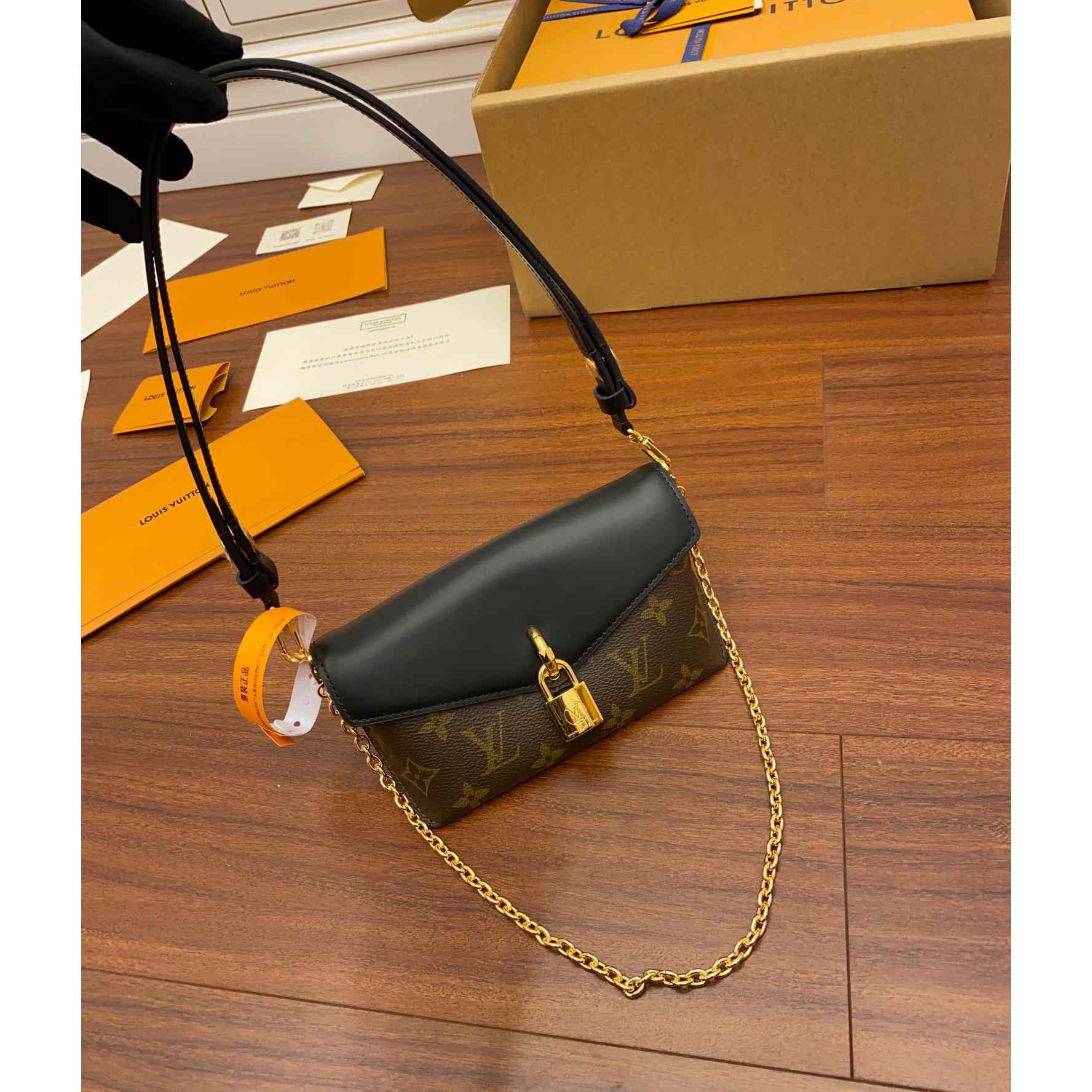 Louis Vuitton Padlock On Strap   M80559 - PerfectKickZ