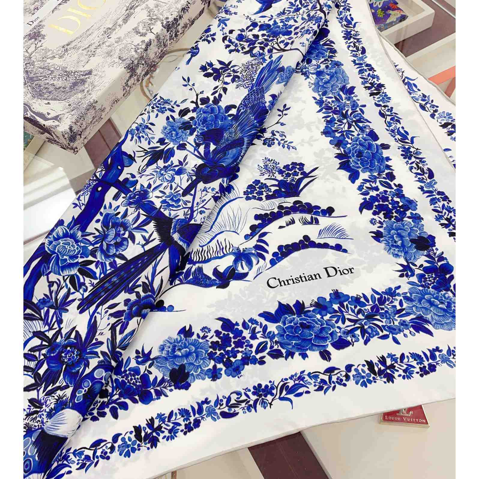 Dior Jardin d'Hiver 90 Square Scarf - 