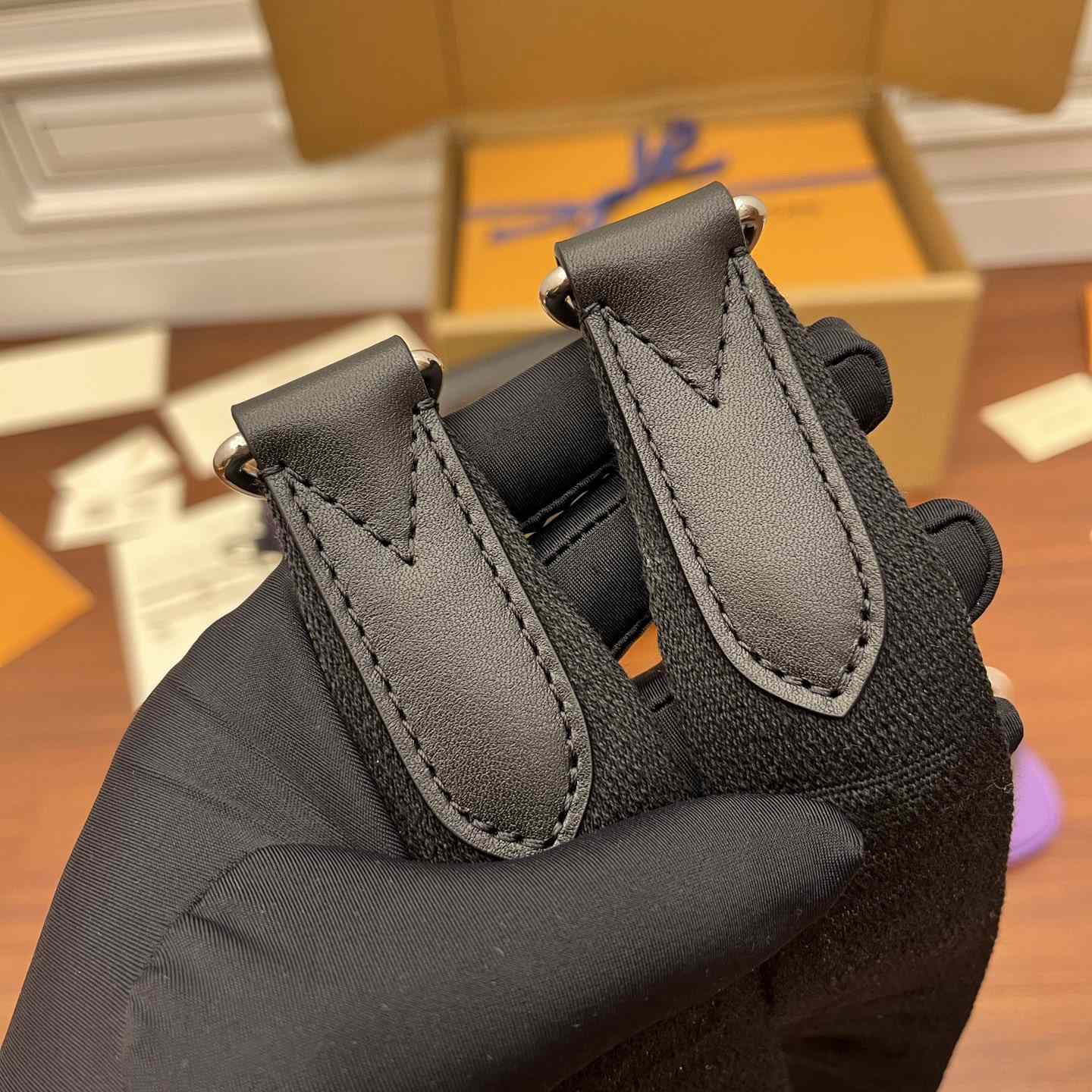 Louis Vuitton Trio Messenger   M46266 - PerfectKickZ