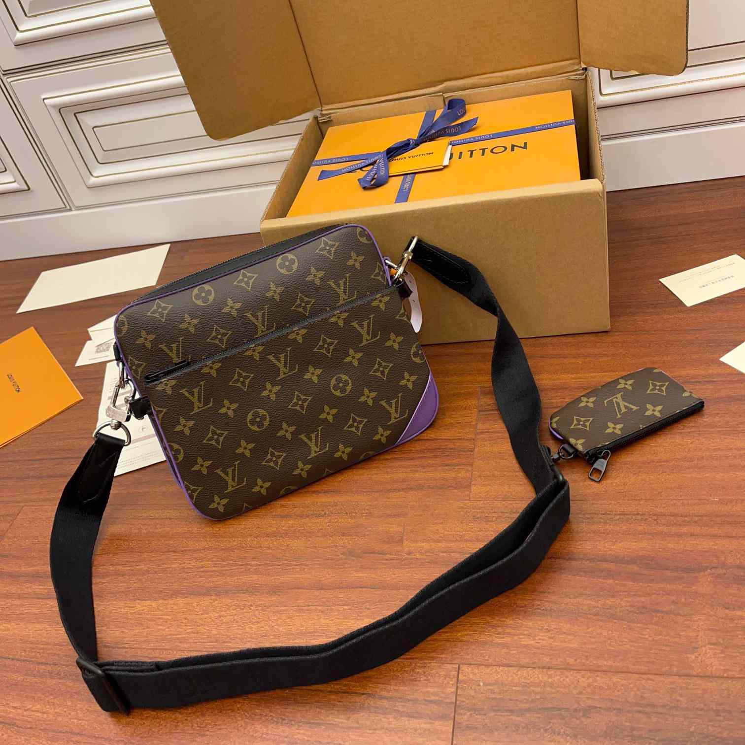 Louis Vuitton Trio Messenger   M46266 - PerfectKickZ
