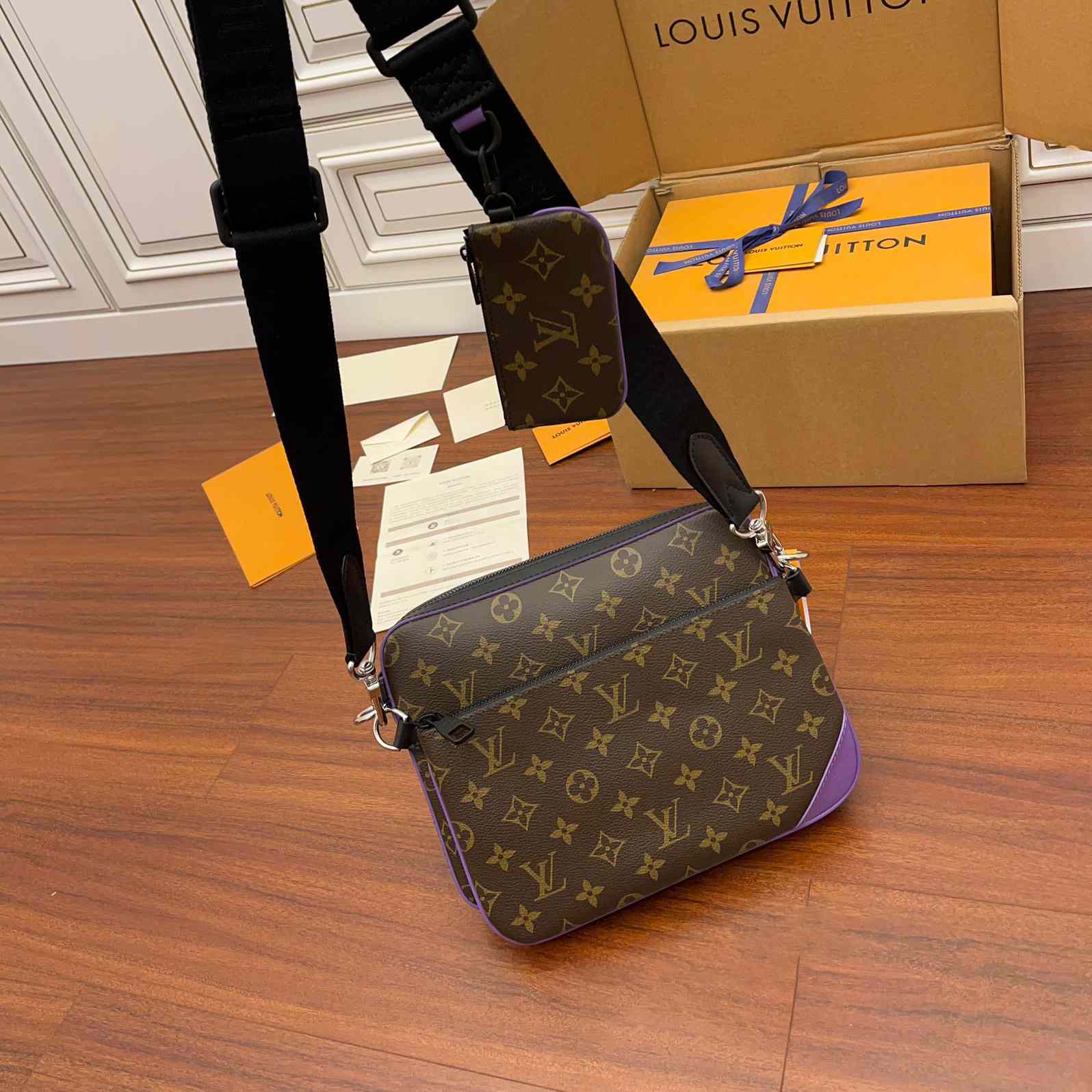 Louis Vuitton Trio Messenger   M46266 - PerfectKickZ