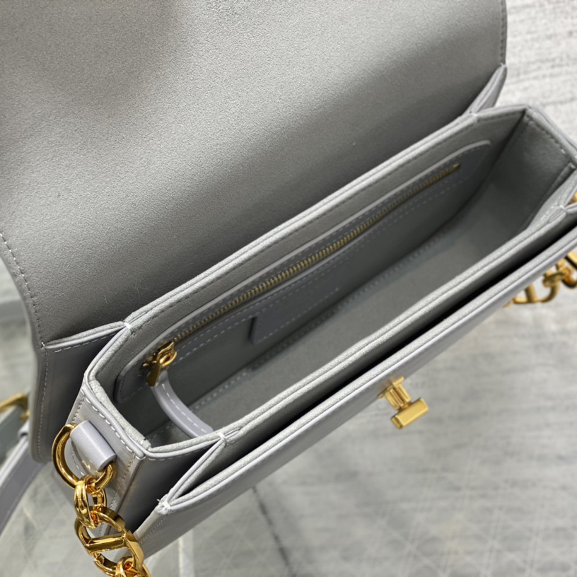 Dior 30 Montaigne Avenue Bag - PerfectKickZ