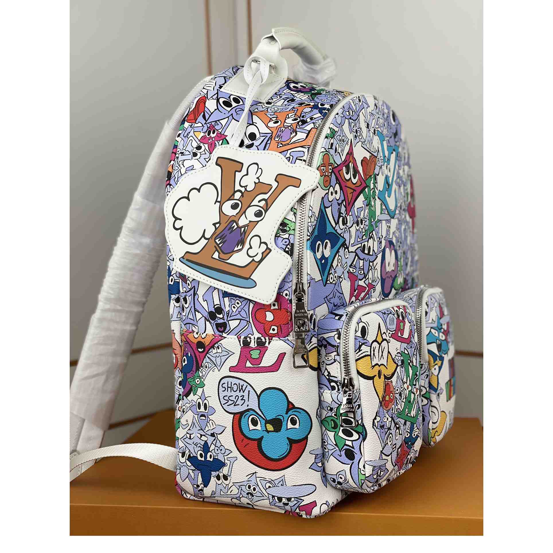 Louis Vuitton Backpack Multipocket(30-40-15.5cm)     M21846 - PerfectKickZ