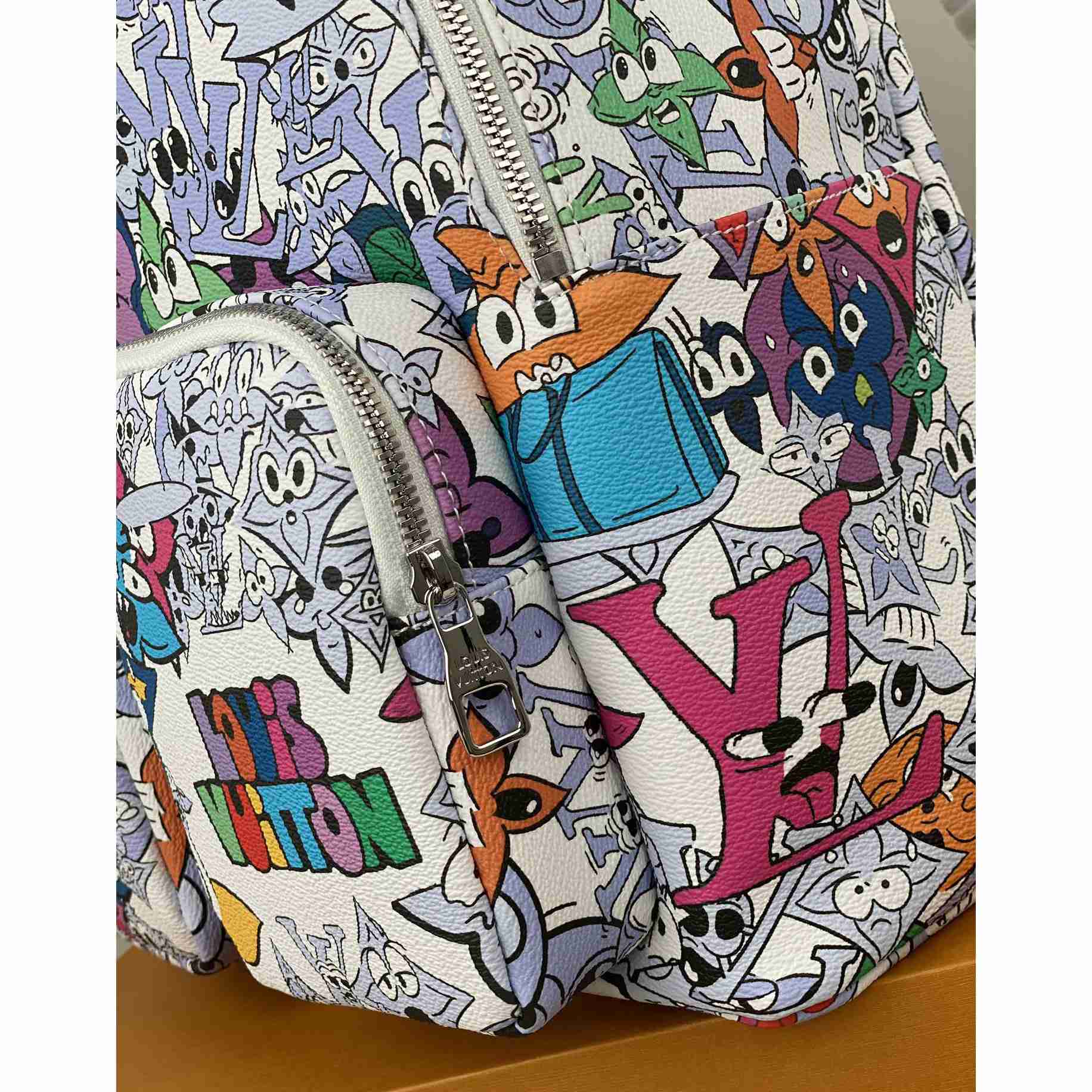 Louis Vuitton Backpack Multipocket(30-40-15.5cm)     M21846 - PerfectKickZ