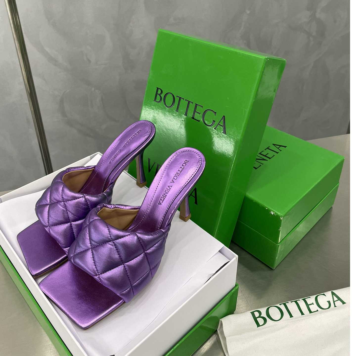 Bottega Veneta Padded Mule - PerfectKickZ