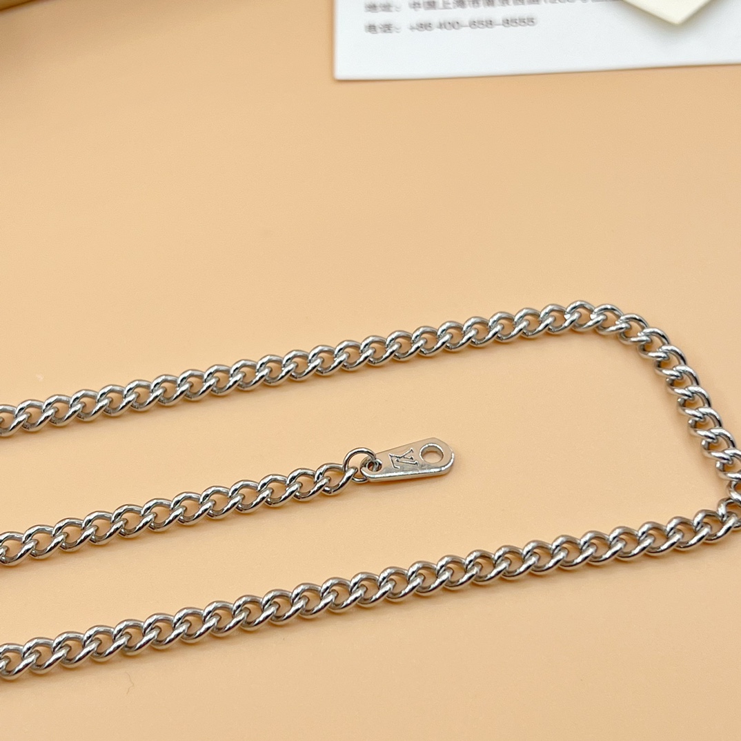 Louis Vuitton LV Instinct Pendant       M00521C - PerfectKickZ