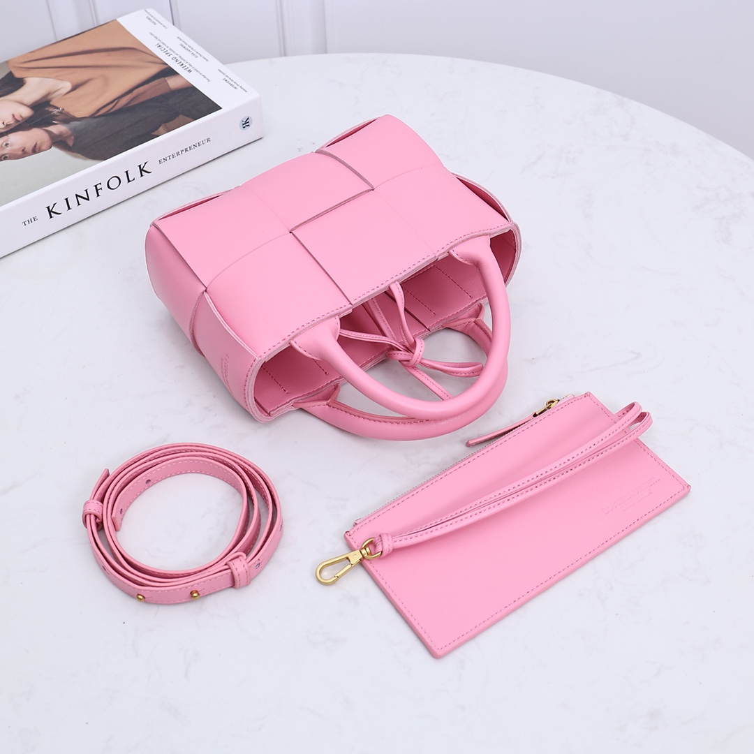 Bottega Veneta Candy Arco Tote Bag - PerfectKickZ