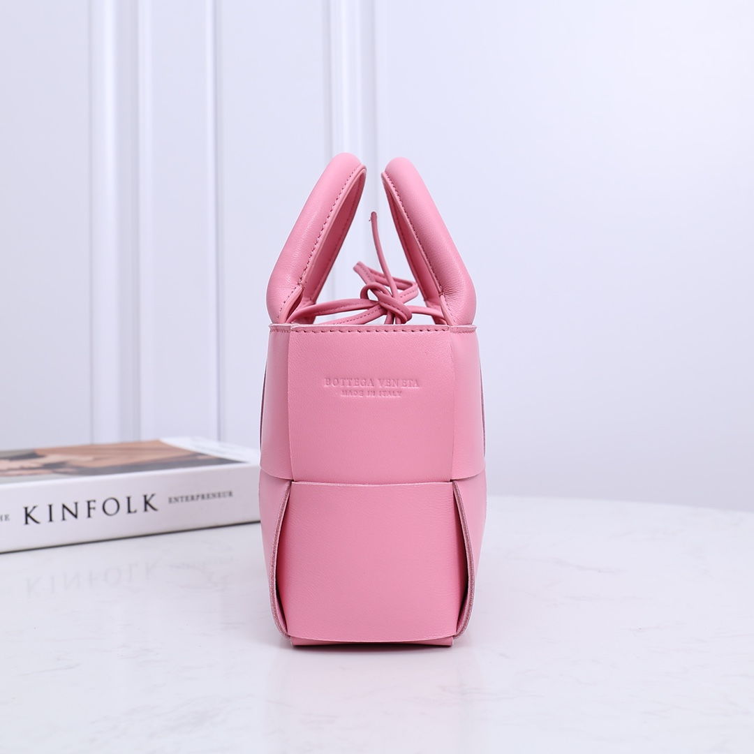 Bottega Veneta Candy Arco Tote Bag - PerfectKickZ