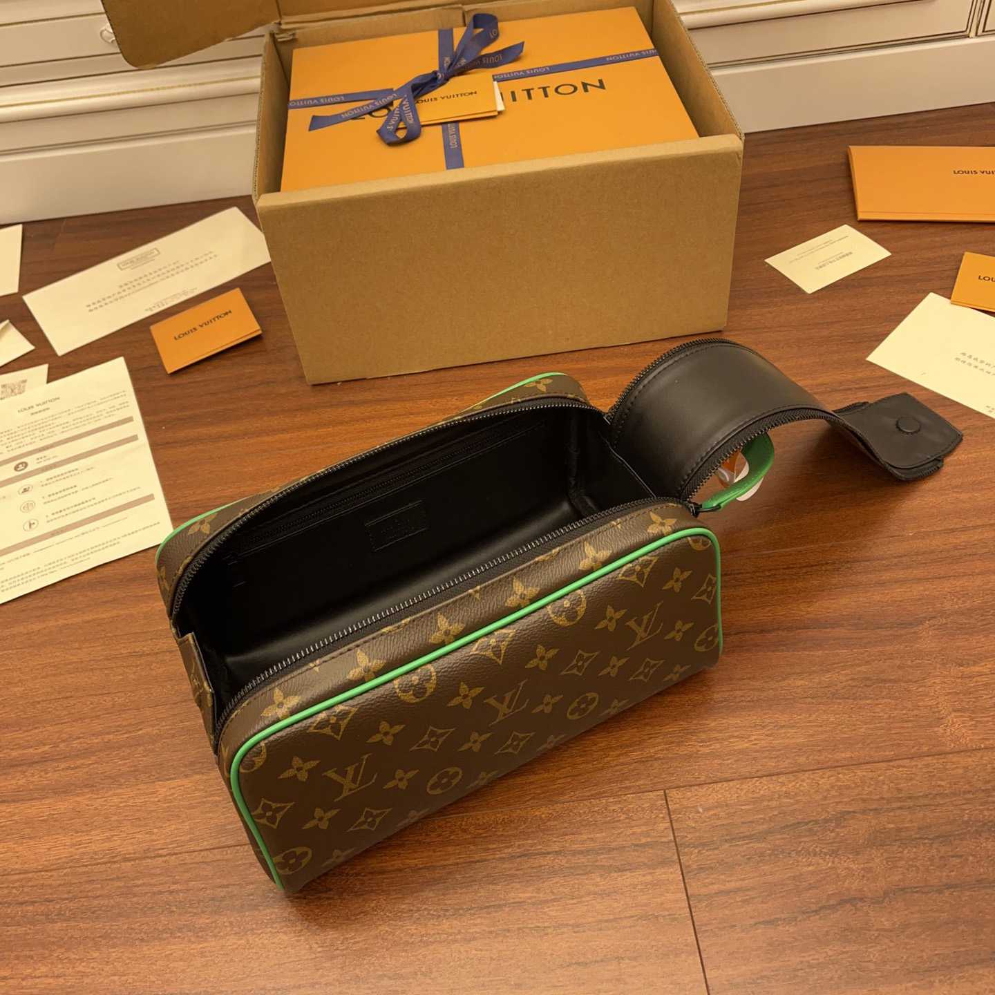 Louis Vuitton Dopp Kit Toilet Pouch   M46253 - PerfectKickZ