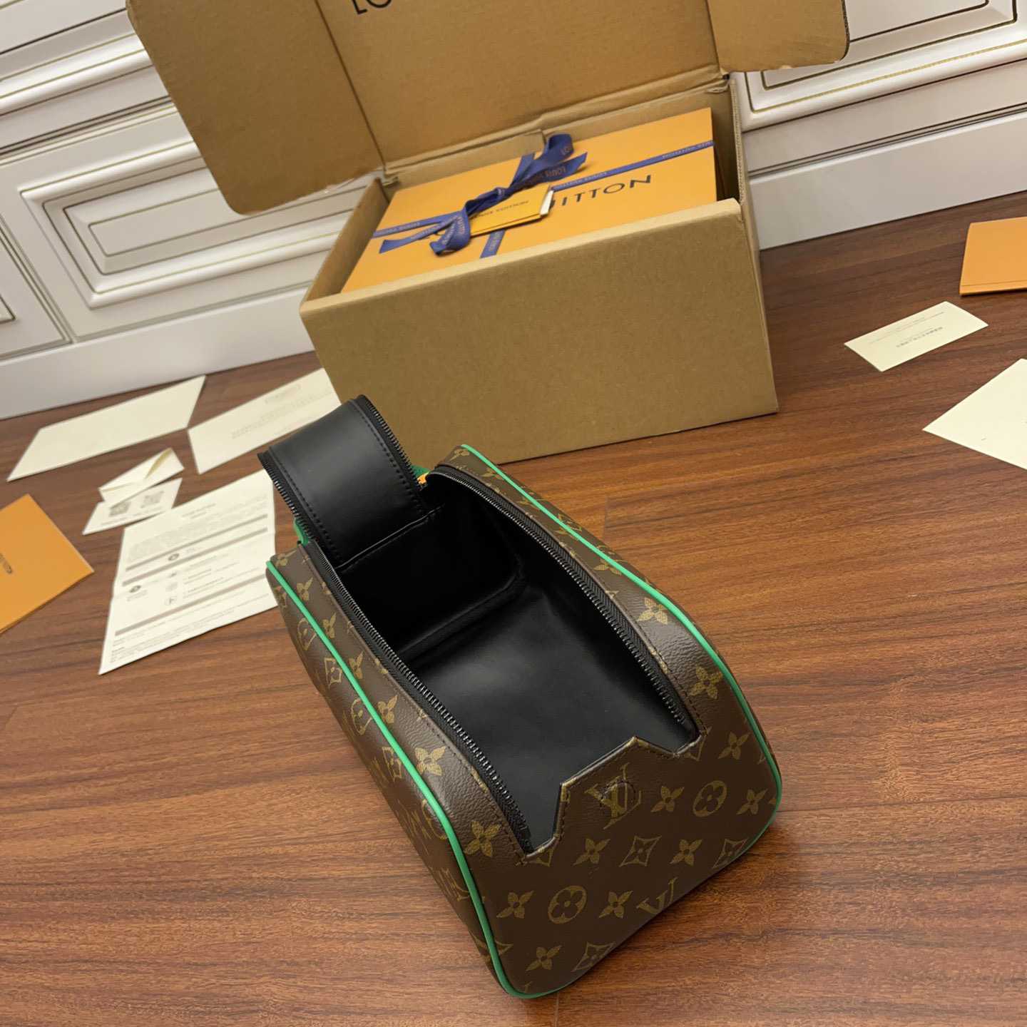 Louis Vuitton Dopp Kit Toilet Pouch   M46253 - PerfectKickZ