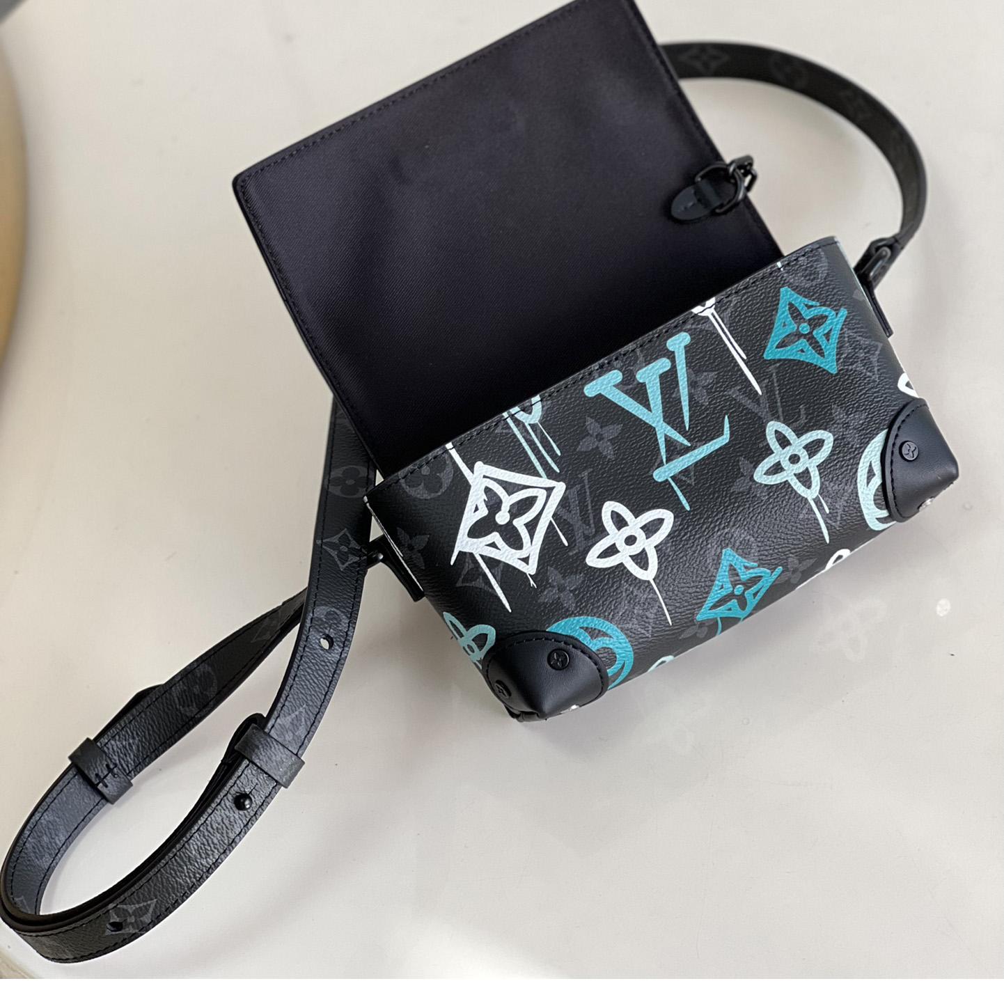 Louis Vuitton Steamer Wearable Wallet     m81852  - PerfectKickZ