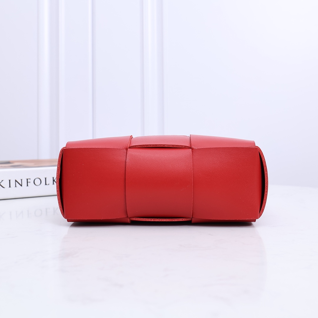 Bottega Veneta Candy Arco Tote Bag - PerfectKickZ