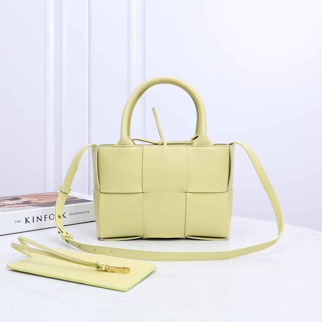 Bottega Veneta Mini Arco Tote Bag - PerfectKickZ