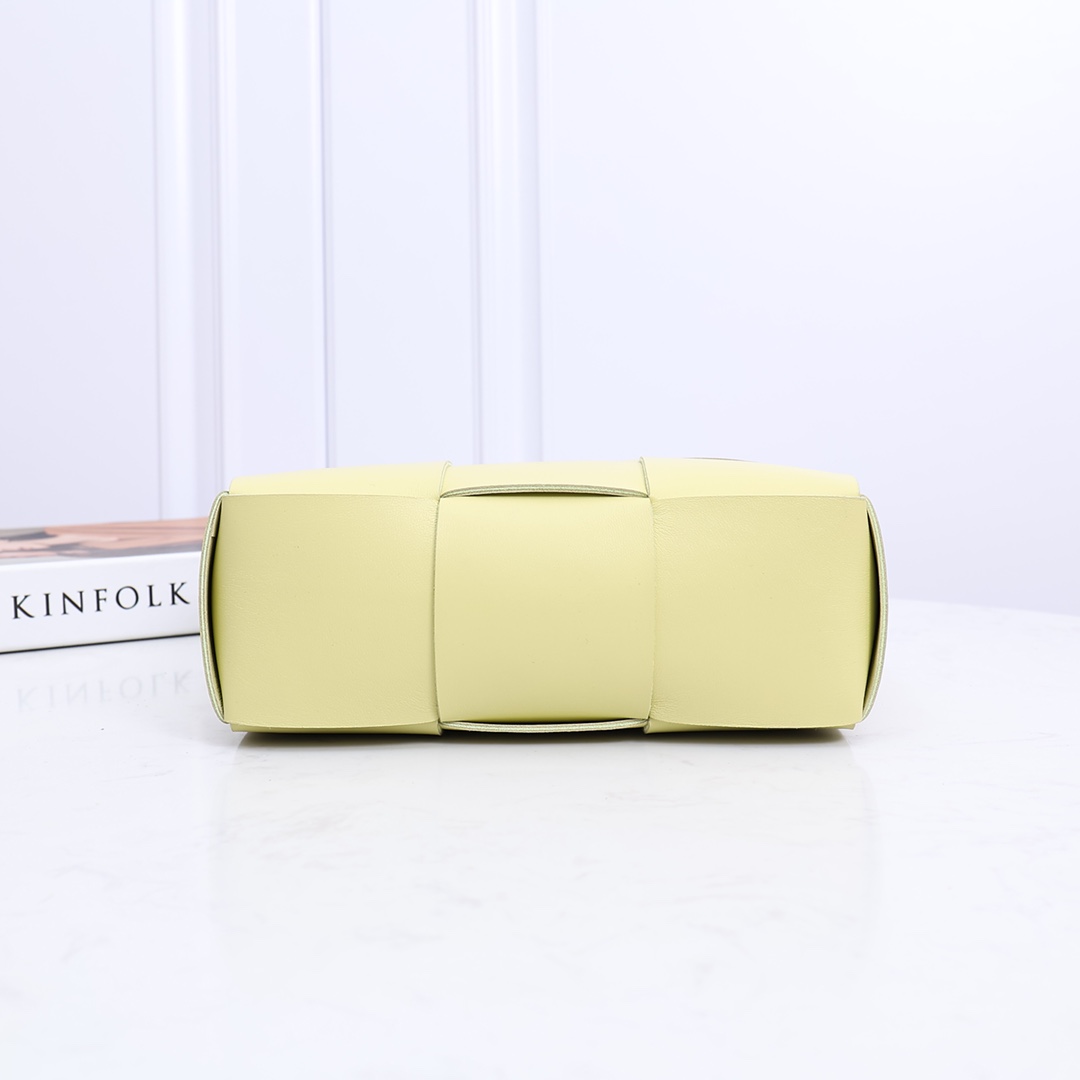Bottega Veneta Mini Arco Tote Bag - PerfectKickZ