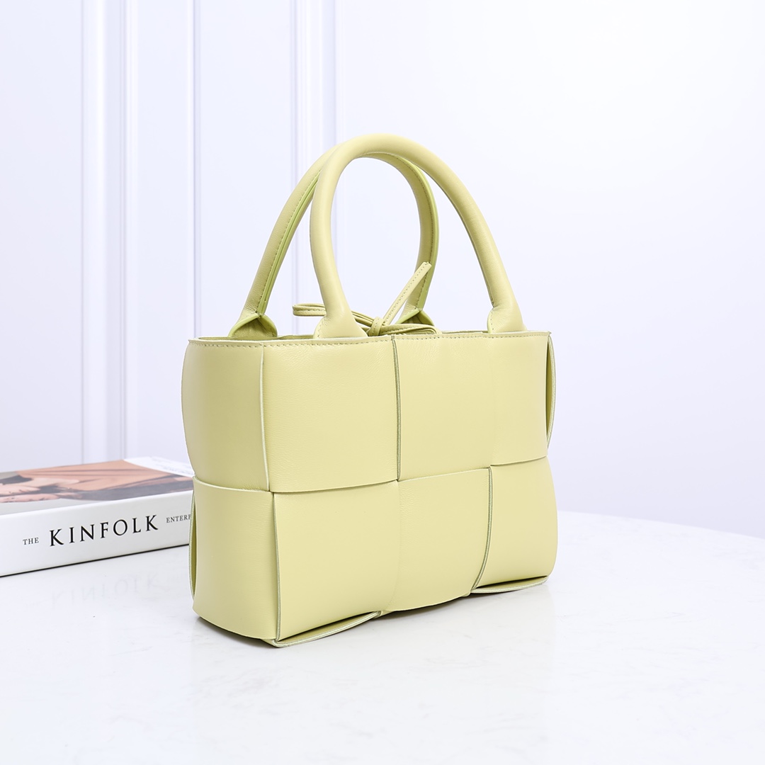 Bottega Veneta Mini Arco Tote Bag - PerfectKickZ
