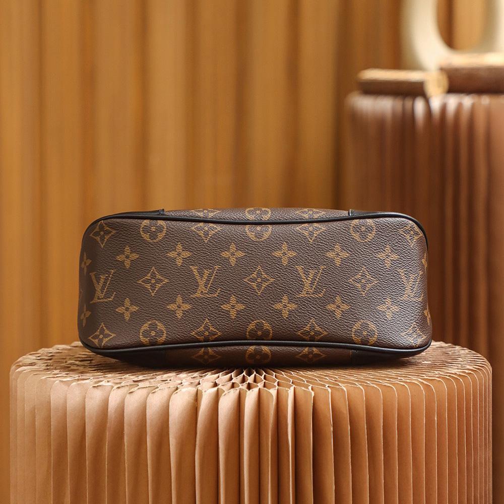 Louis Vuitton Boulogne(29*16*9.5cm)     M45831 - PerfectKickZ