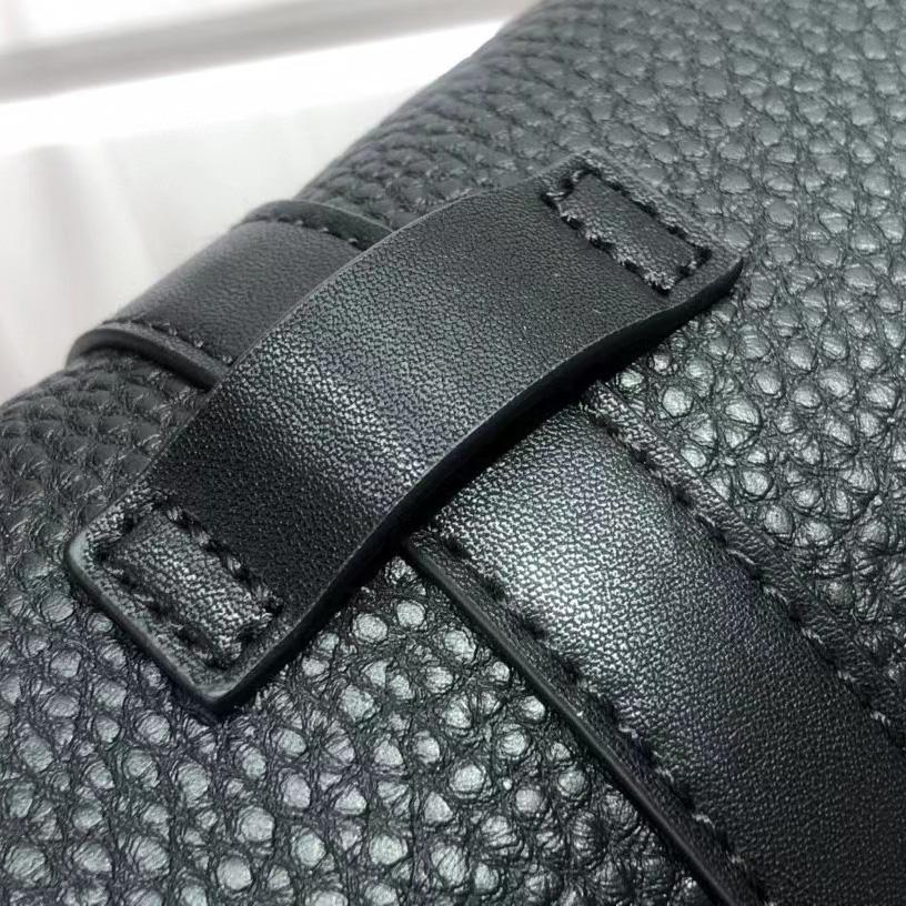 Louis Vuitton Christopher Slim Backpack (30-42-17cm)      M58644 - PerfectKickZ