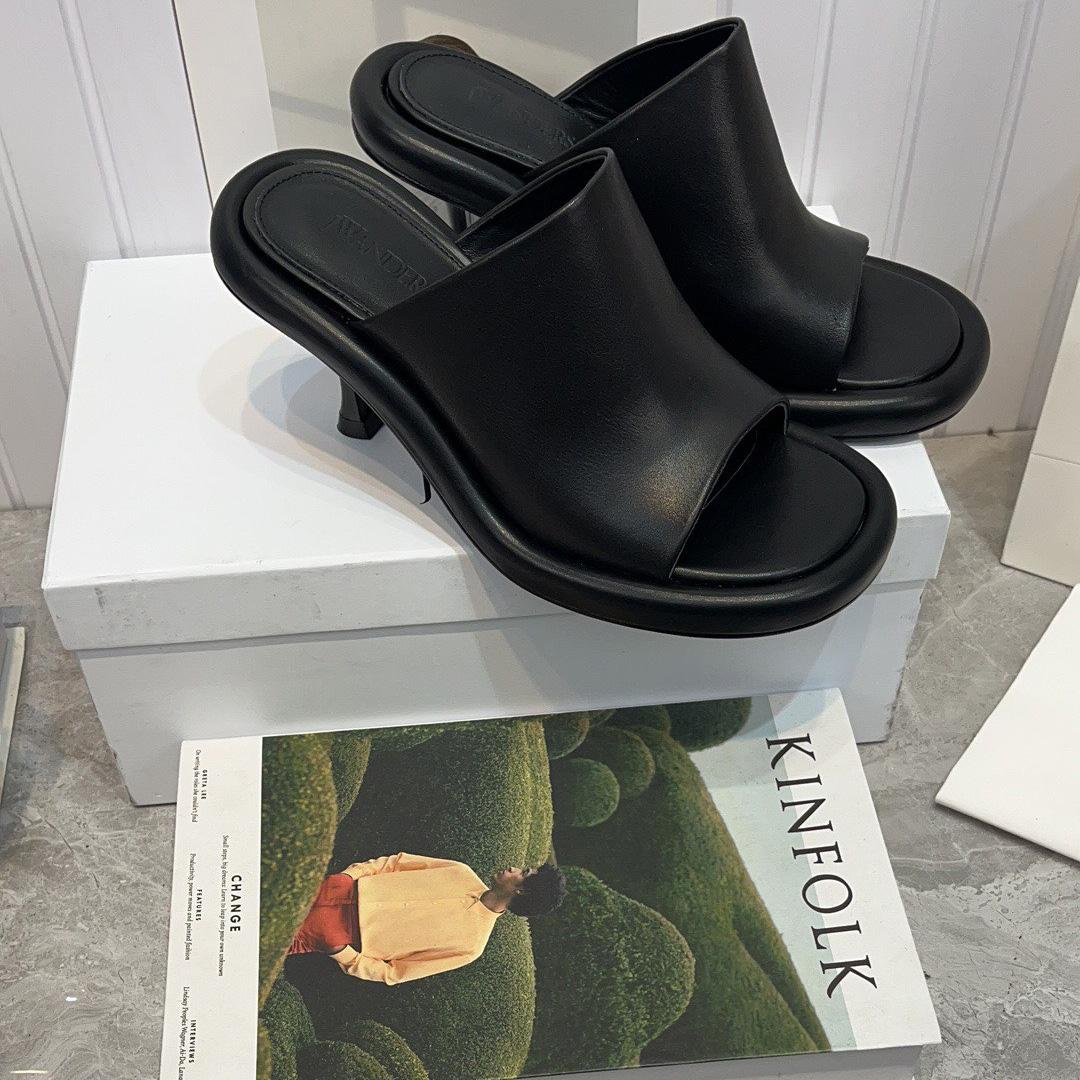 Jw Anderson Bumper-Tube Leather Mules - PerfectKickZ