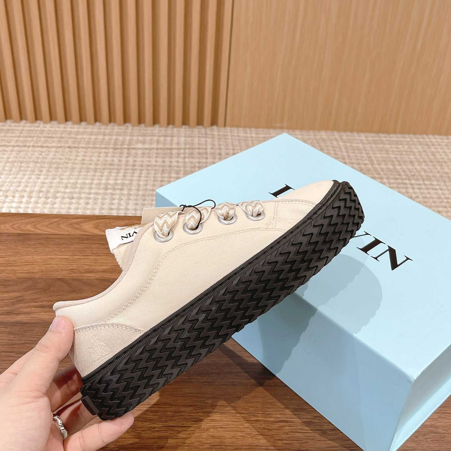 Lanvin Curbies Low-Top Sneakers - PerfectKickZ