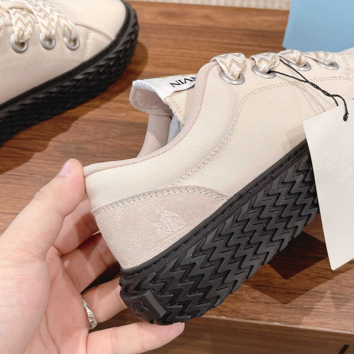 Lanvin Curbies Low-Top Sneakers - PerfectKickZ