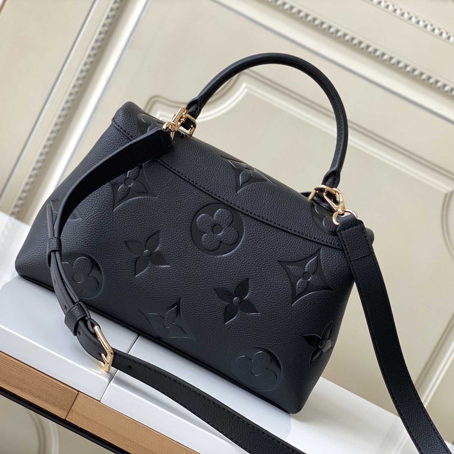 Louis Vuitton Madeleine Medium Bag (30-19.5-11cm)   M45976 - PerfectKickZ