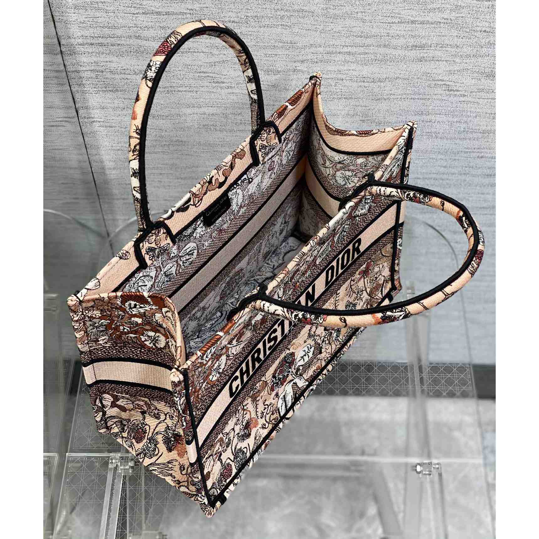 Dior Medium Dior Book Tote - PerfectKickZ