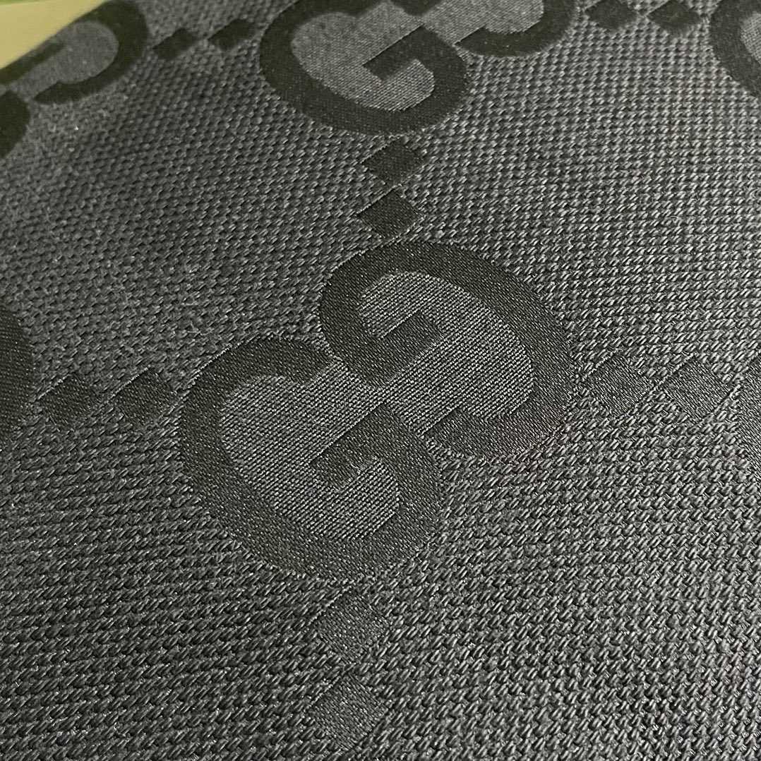 Gucci Jumbo GG Medium Messenger Bag - PerfectKickZ