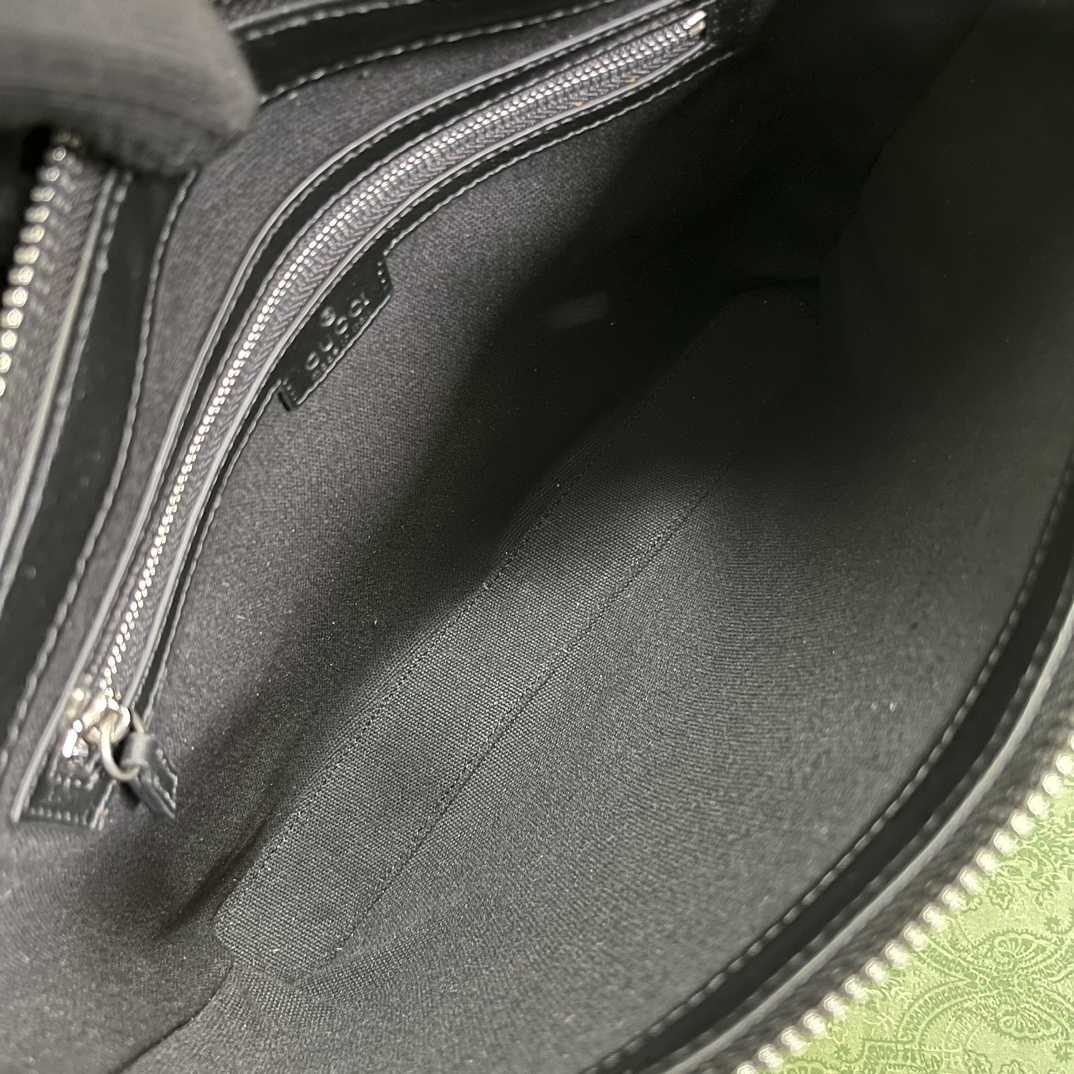 Gucci Jumbo GG Medium Messenger Bag - PerfectKickZ