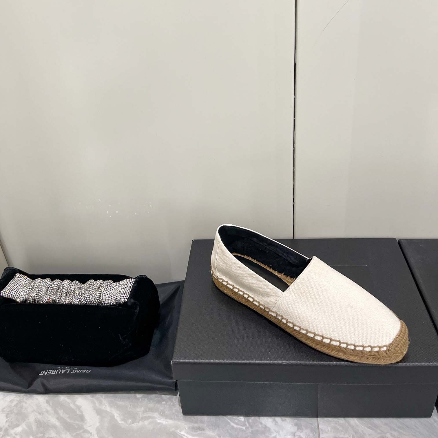 Saint Laurent Cassandre Embroidered Espadrilles In Canvas - 