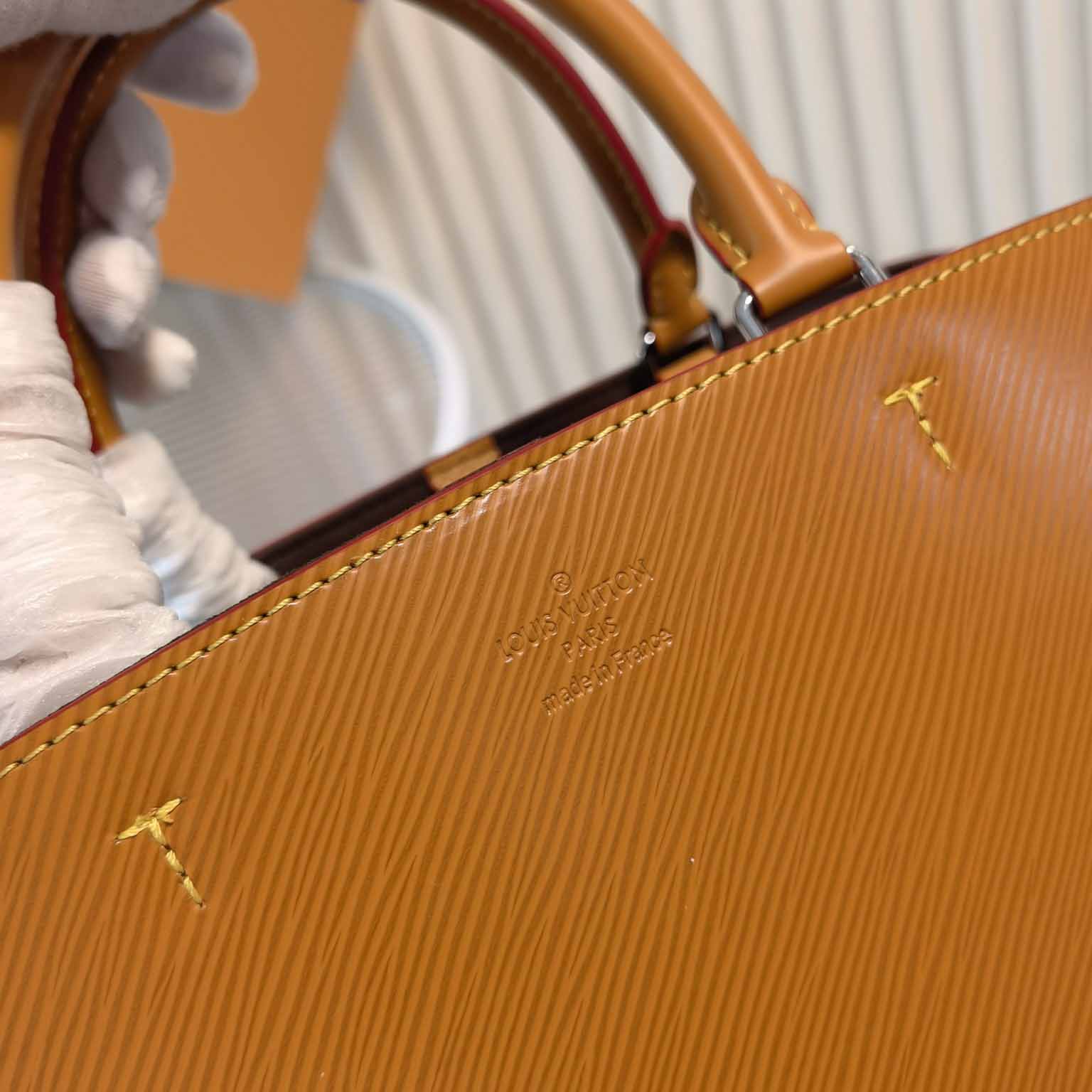 Louis Vuitton Marelle Tote MM    M59953 - PerfectKickZ