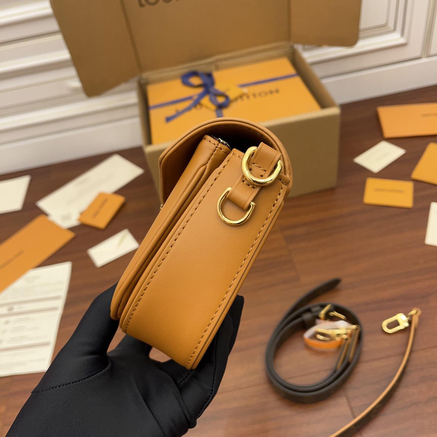 Louis Vuitton Swing   M20396 - PerfectKickZ