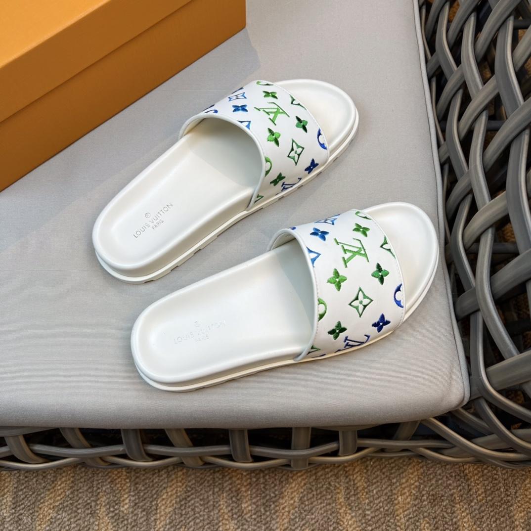 Louis Vuitton Monogram Sandals - 