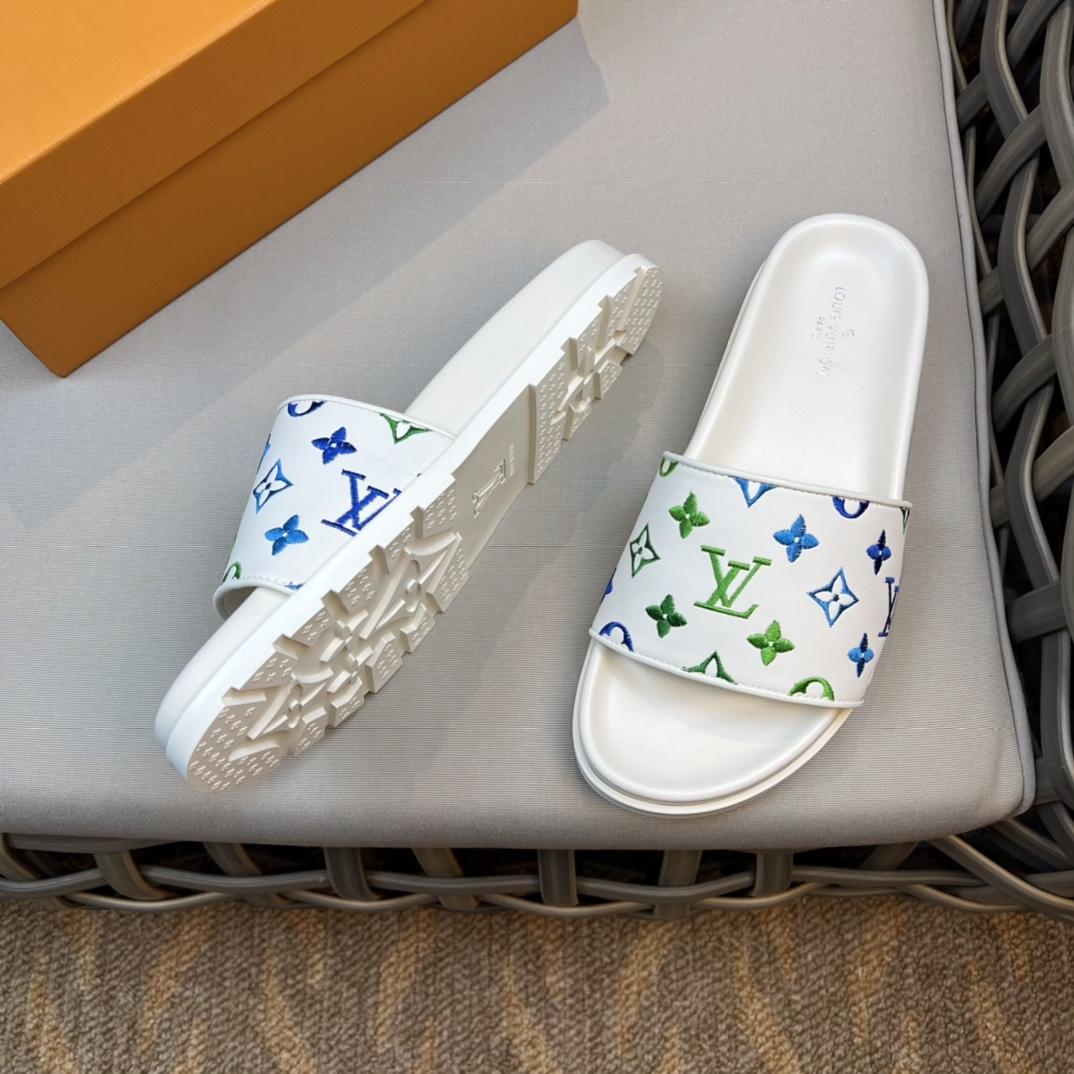 Louis Vuitton Monogram Sandals - 