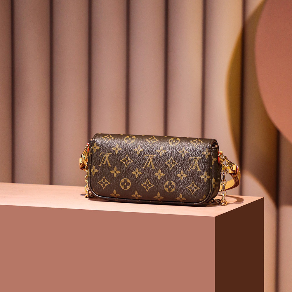 Louis Vuitton Wallet on Chain Ivy(23.5*12*4.3cm)     M81911 - PerfectKickZ
